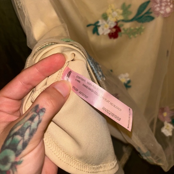 Sugar Thrillz Off Shoulder Floral Mini Dress - Picture 5 of 6